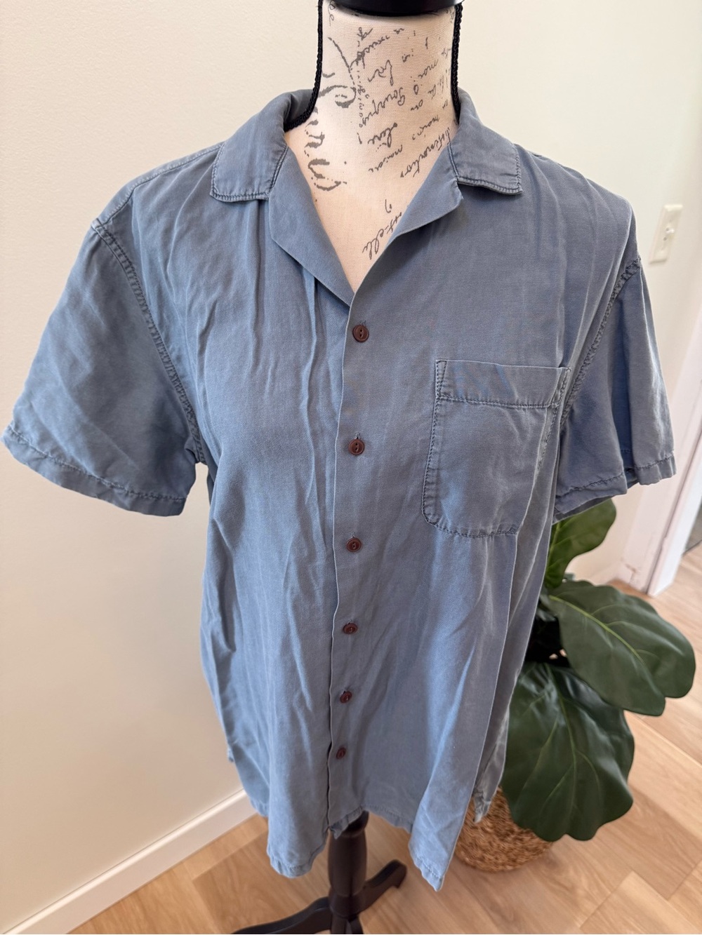 Faherty Brand Camp Collar Button Up Shirt Blue Short Sleeve Men's Medium